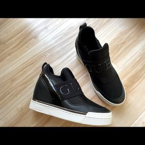 Brand new w/o tags slip on high top platform sneaker